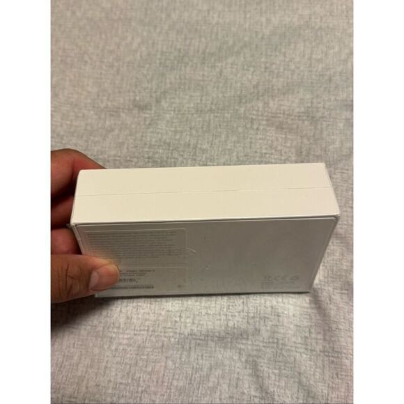 Apple Bluetooth Wireless Laser Magic Mouse A1657 USBC NEW - Picture 6 of 6